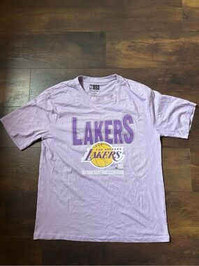 Los Angeles Lakers NBA T-Shirt Large Purple
